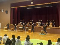 7月の熱中フォーラムに向けての和太鼓演奏の披露の様子