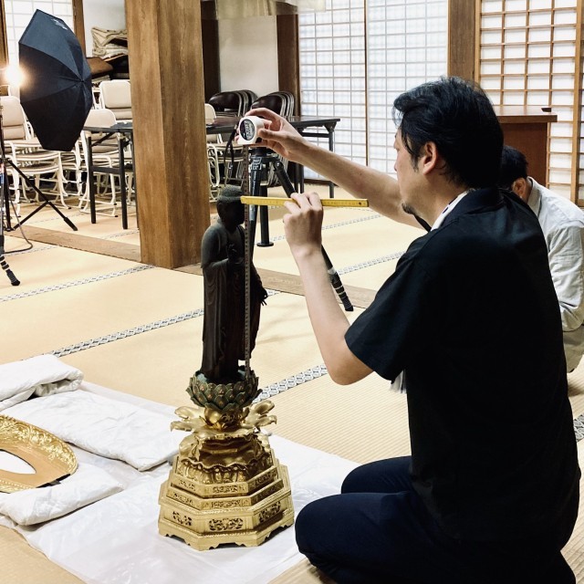 彫刻資料の調査